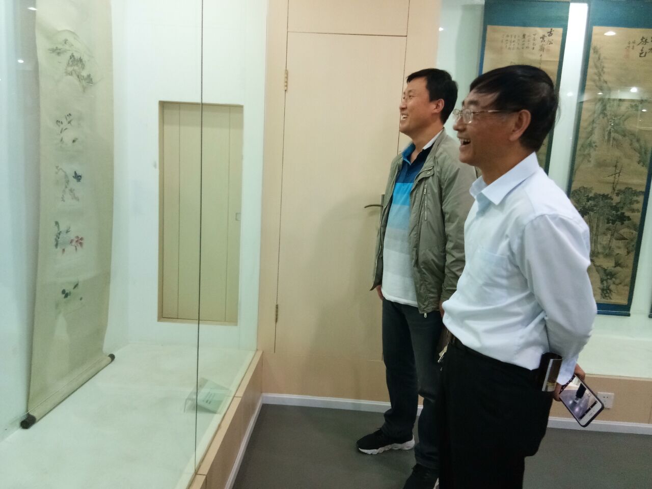 教职工参观清水县博物馆