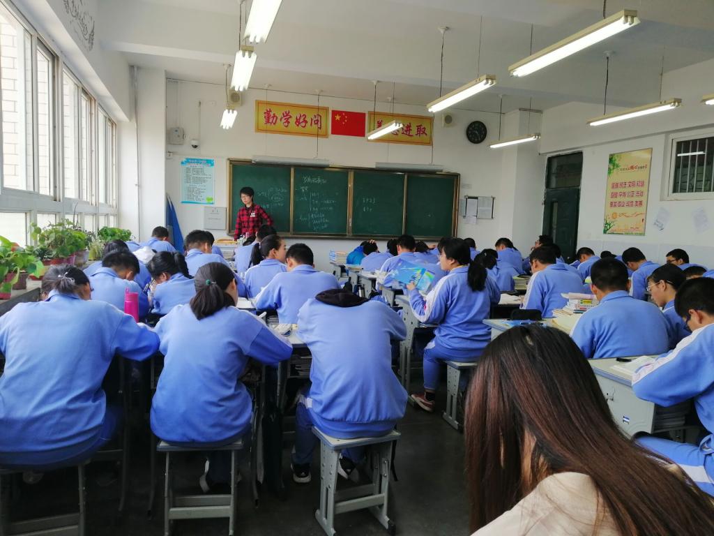 天水一中实习观摩现场